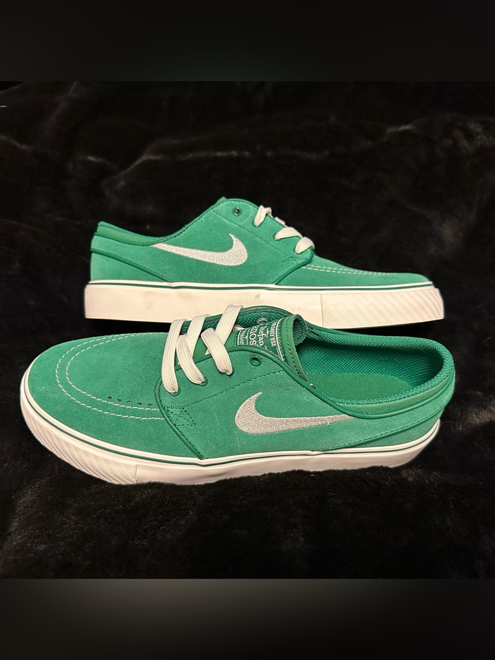 NEW Nike SB Zoom Stefan Janoski Shoes Pine Green/Sail (Grade School) 6Y *READ